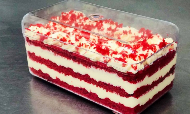 Red velvet dessert box, Sumber: cpcdn.com