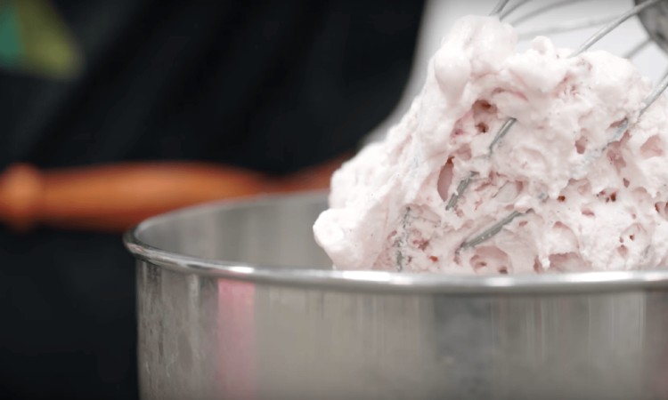 Cara membuat es krim dengan dry ice, Sumber: popshopamerica.com