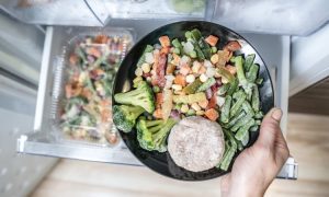dry ice untuk makanan, Sumber: foodmag.com.au
