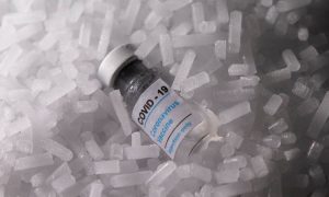 Dry ice industri farmasi, Sumber: antaranews.com