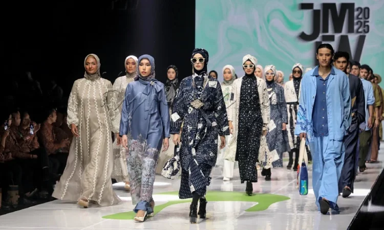 Fashion show tema religi, Sumber: hypeabis.id