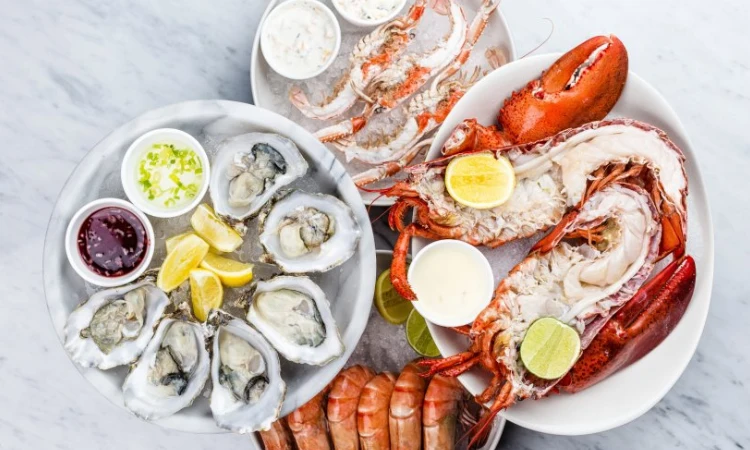 Memisahkan jenis seafood, Sumber: mashed.com