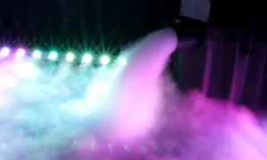 Efek asap dry ice, Sumber: rentalsupplier.com