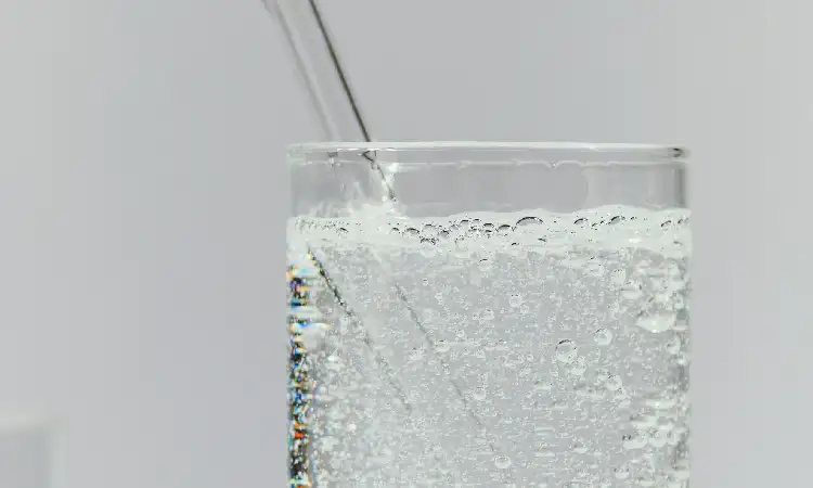Sparkling water dry ice, Sumber: nyt.com