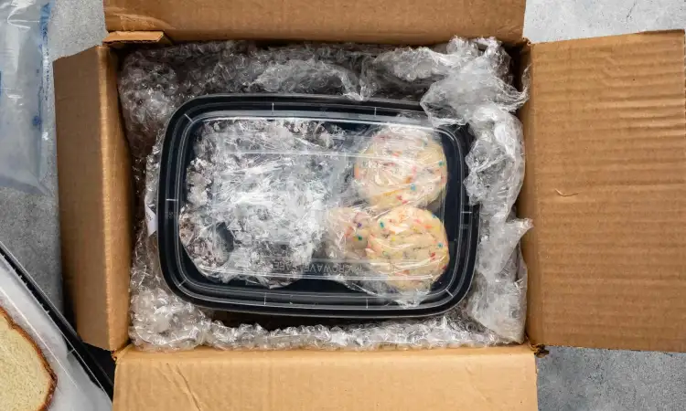 Mengirim produk makanan dengan aman, Sumber: crazyforcrust.com