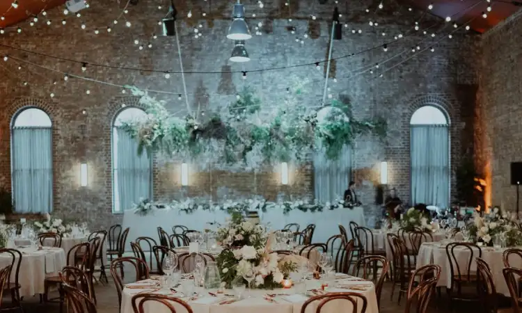 Karakteristik tema pernikahan rustic, Sumber: karenwillisholmes.com